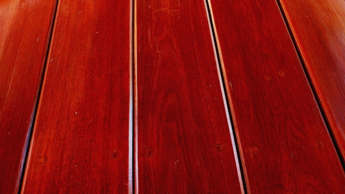 Wood-2679551_1920